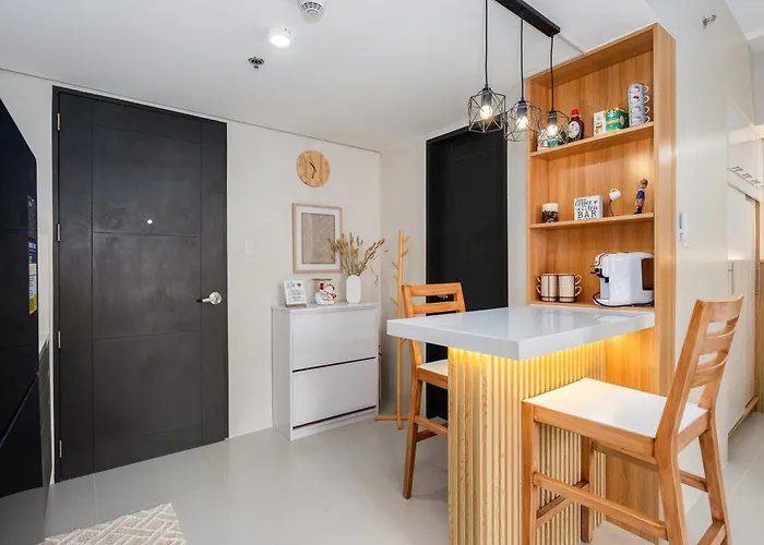 30sqm Studio, Queen Sized Bed, 15th Floor, Baseline Prestige Fuente Osmena アパート セブ市